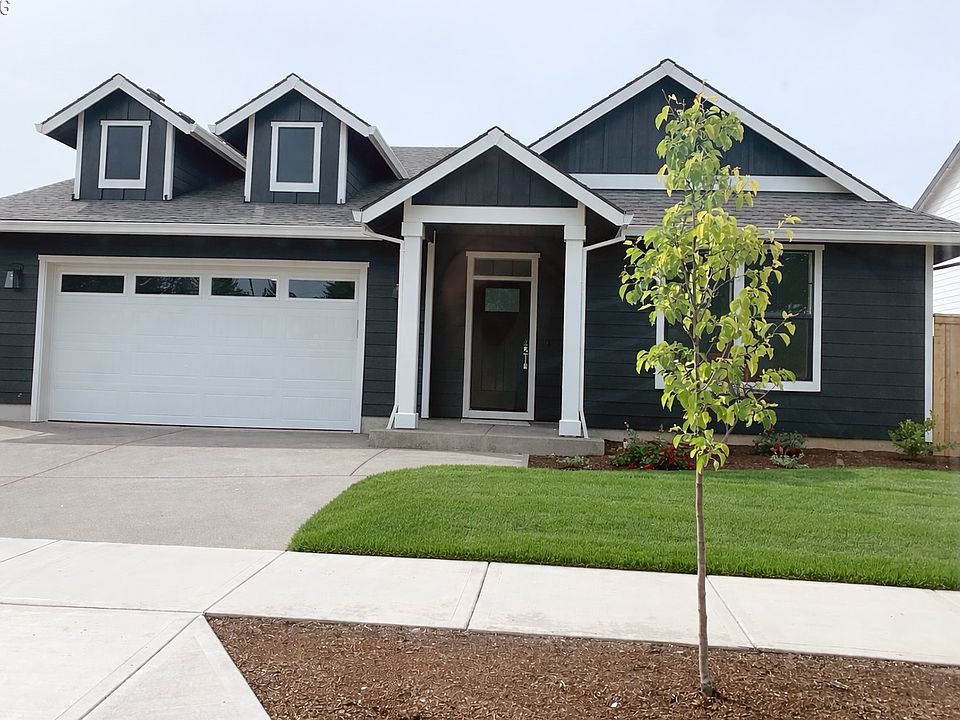 1st image of 2893 4th St