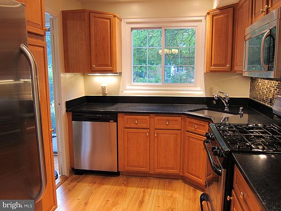 5th image of 3601 Greenway Pl #530-36