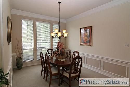 5th image of 1421 Sweetgum Cir