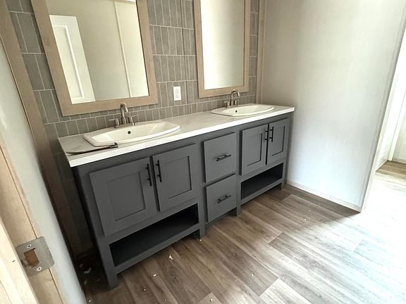 4th image of 267 Pooshee Plantation Way