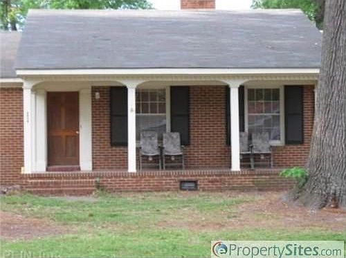 2nd image of 4939 Briarwood Ln