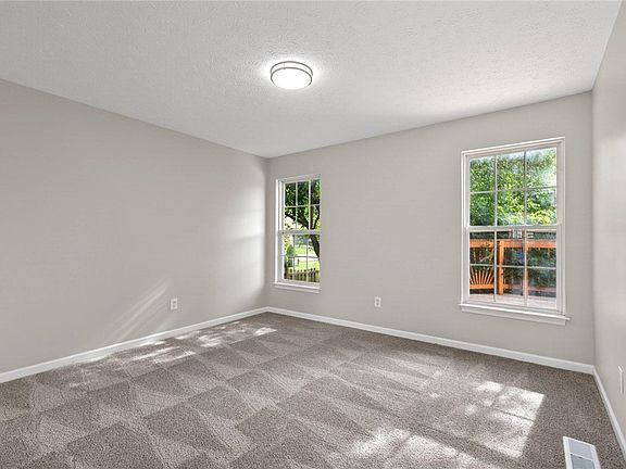 5th image of 1492 Scenic River Dr