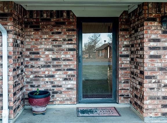 5th image of 104 Brentwood Ln