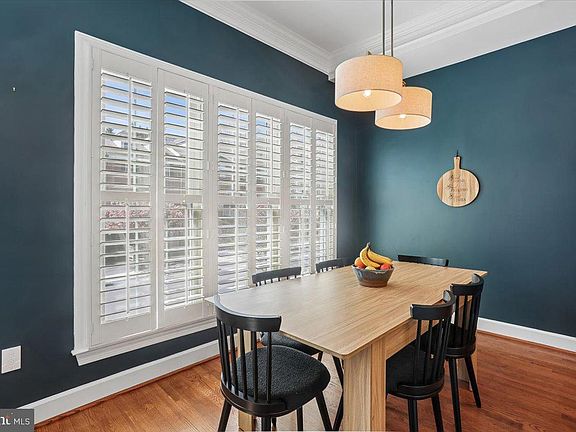 4th image of 405 Winding Rose Dr