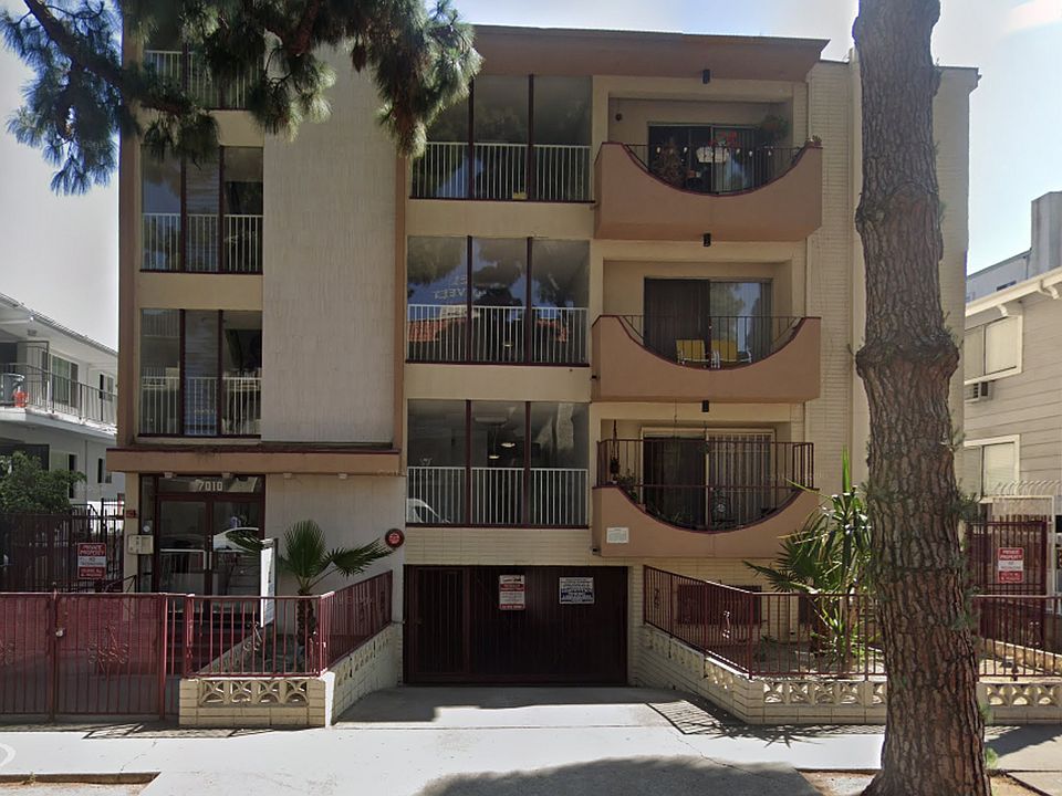 1st image of 7010 Lanewood Ave APT 103