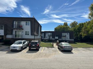 17013 E Us Highway 24 #2B-1BA-780SQFT, Independence, MO 64056