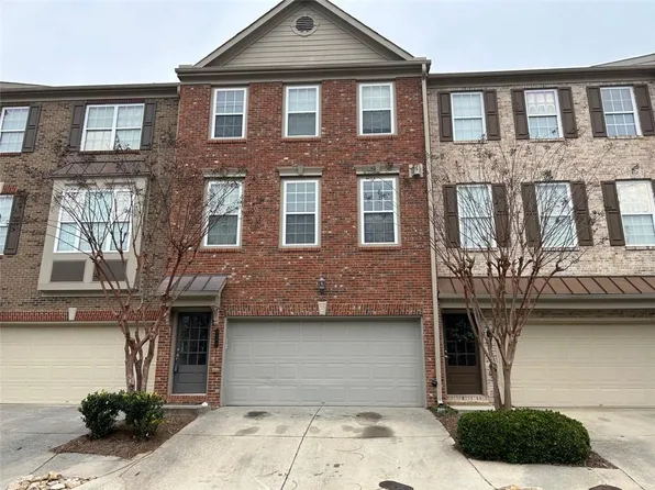 3243 Greenwood Oak Dr, Norcross, GA 30092