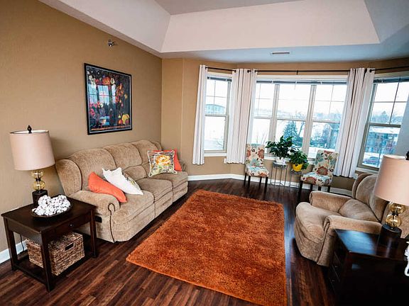5th image of 4130 S Lake Dr #472