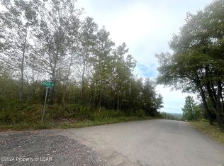 Hillside Rd, McAdoo, PA 18237