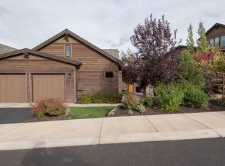 61338 Triple Knot Rd, Bend, OR 97702