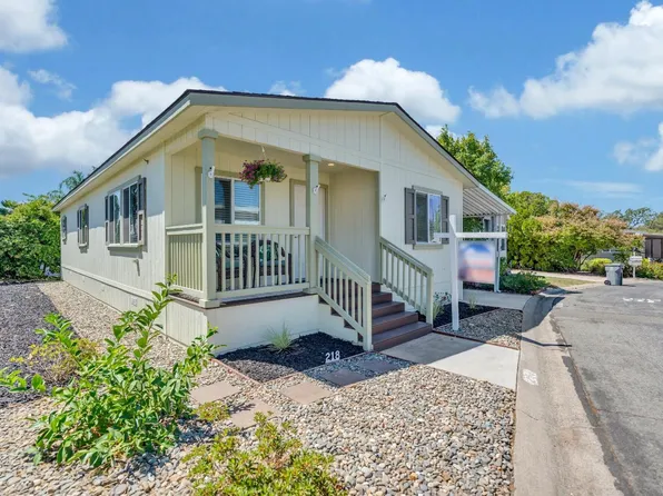 218 Bluebird Ln, Folsom, CA 95630