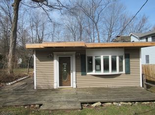 424 River Styx Rd, Hopatcong, NJ 07843