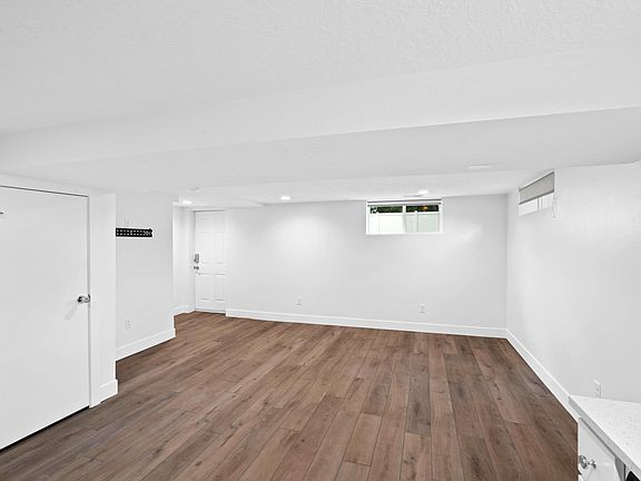 4th image of 4260 S 1100 E APT B
