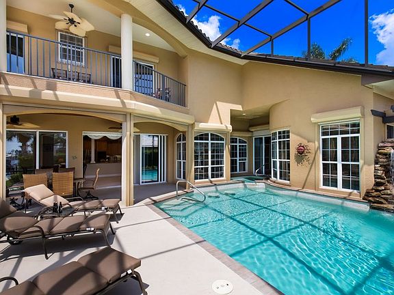 3rd image of 1699 Barbados Ct