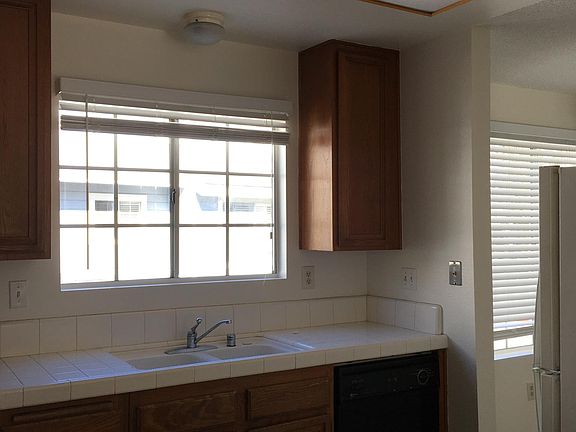 4th image of 2800 Plaza Del Amo Unit 392