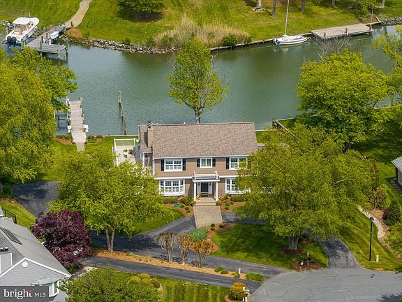 3rd image of 3718 Ramsgate Dr