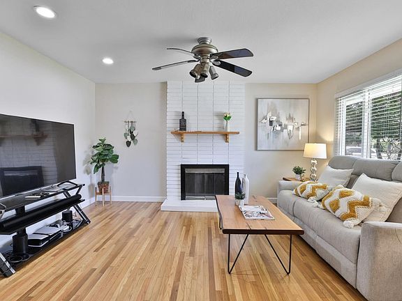 3rd image of 6191 Snell Ave