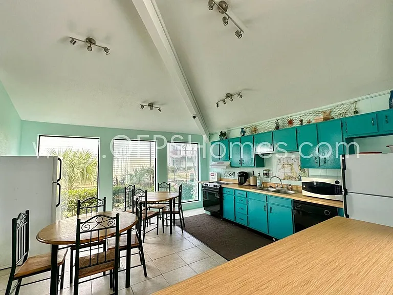 308 Miracle Strip Pkwy SW #34C — Photo 18