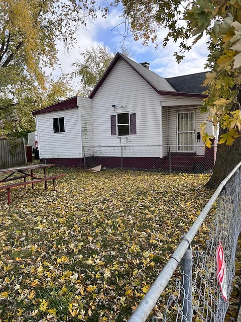 1424 N Jasper St photo 1