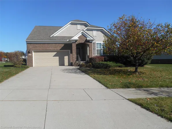 6205 Merion Ln, Grand Blanc, MI 48439