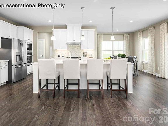 2nd image of 2023 Grain Orchard Rd