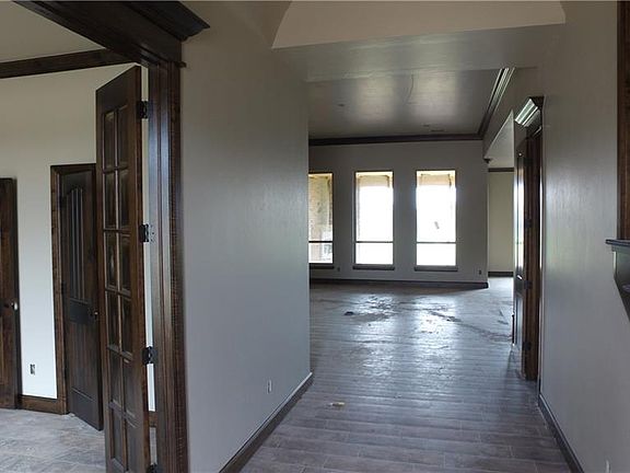 3rd image of 3001 Desert Willows Ct
