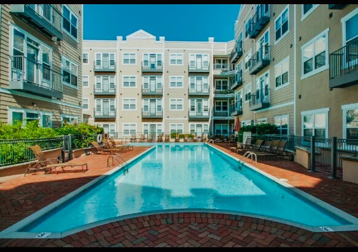 2 bed, 1144 sqft, $2,600 — Photo 2
