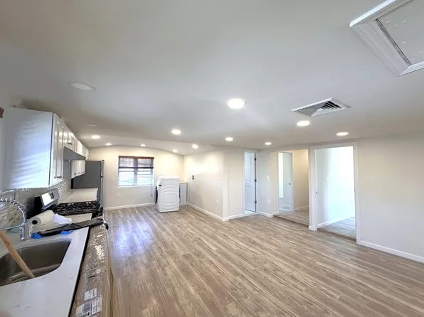 19-15 Clintonville Street image 3 of 17