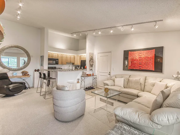 1111 Duncan Cir #203 — Photo 6