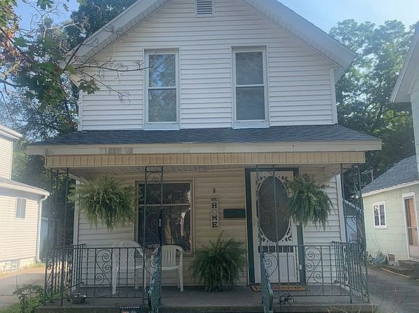 211 S 4th St