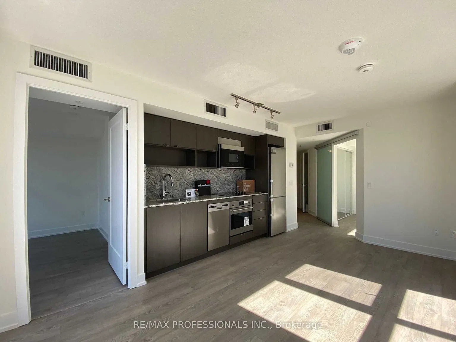 2 bed, $2,700 — Photo 2