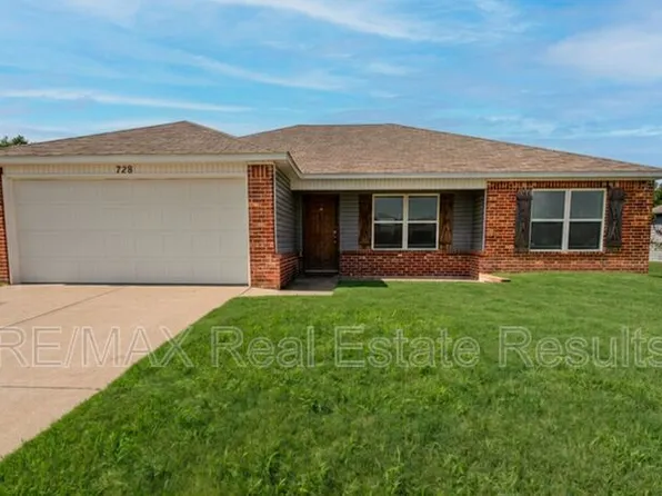 728 NW 67th Ave, Bentonville, AR 72713