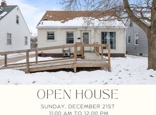 526 30th St SE, Cedar Rapids, IA 52403