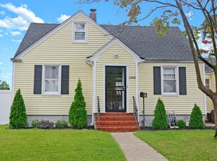 1244 Mayfair Dr, Rahway, NJ 07065