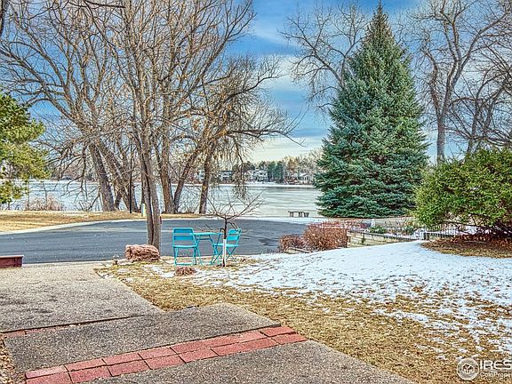 3rd image of 2725 Silver Creek Dr