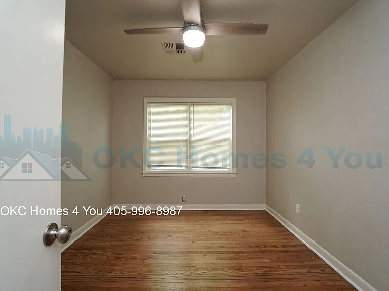 3733 NW 15th St — Photo 6
