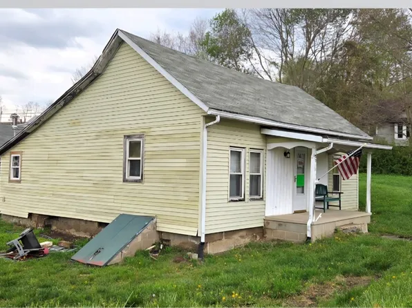 15711 Main St SE, Brownsville, OH 43721