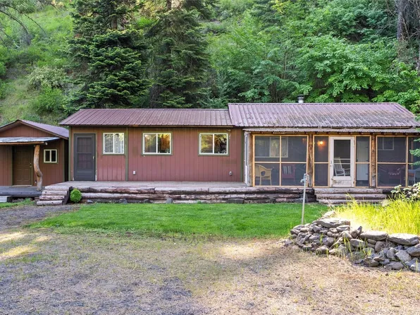 136 Tamarack Lane, Dayton, WA 99328