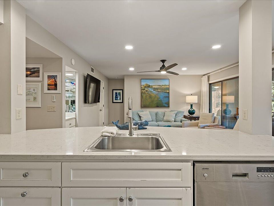 1st image of 4755 Tennis Club Ln