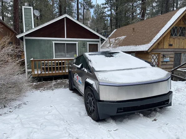 43046 Sunset Dr, Big Bear Lake, CA 92315