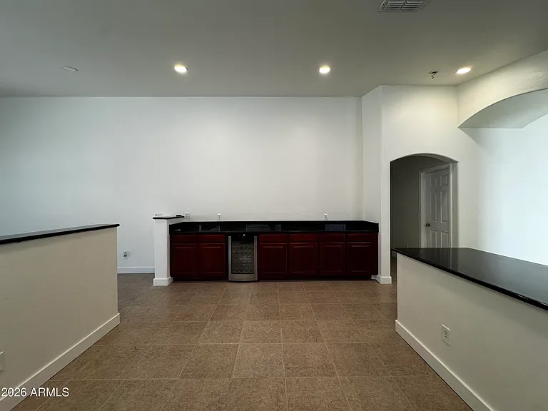 43250 W Estrada St — Photo 7