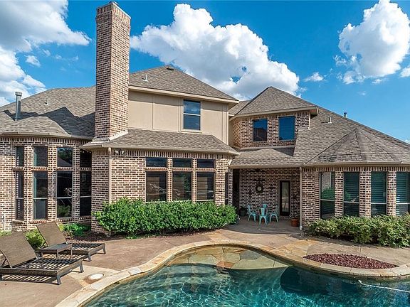 3rd image of 11335 Altamont Dr