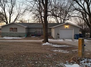 1102 E Market St, Diamond, MO 64840
