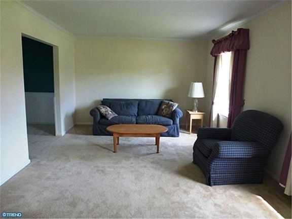 3rd image of 3 Tunison Ct