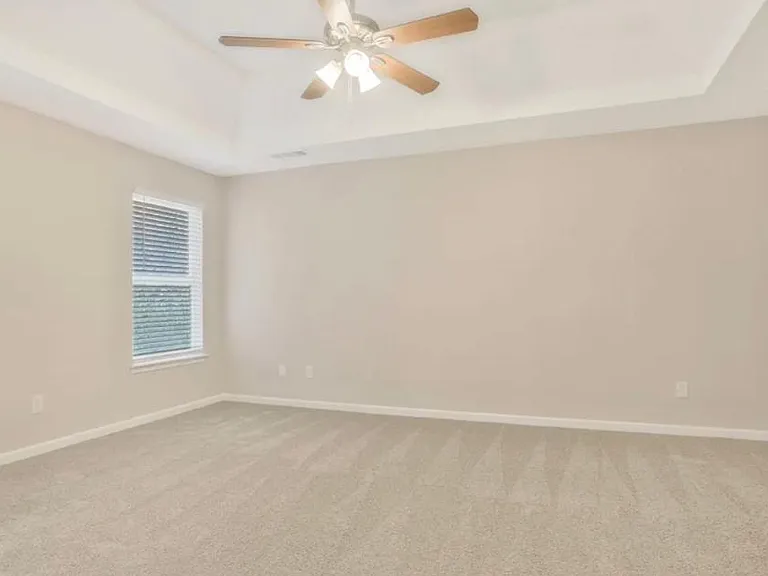 2737 Live Oak Trl — Photo 4