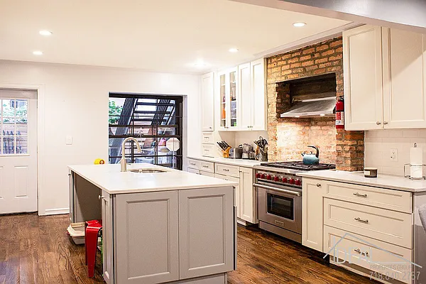 Rented by Ideal Properties Group | media 34