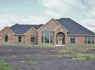 1231 Foolish Pleasure Dr, Terrell, TX 75160