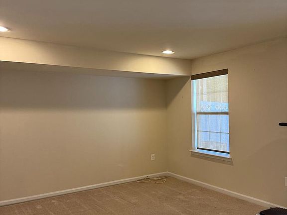 2nd image of 708 Bunker Ln