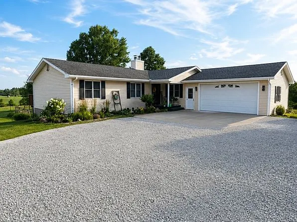 1420 165th St, Creston, IA 50801
