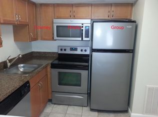 46 Briarwood Ln APT 8, Marlborough, MA 01752